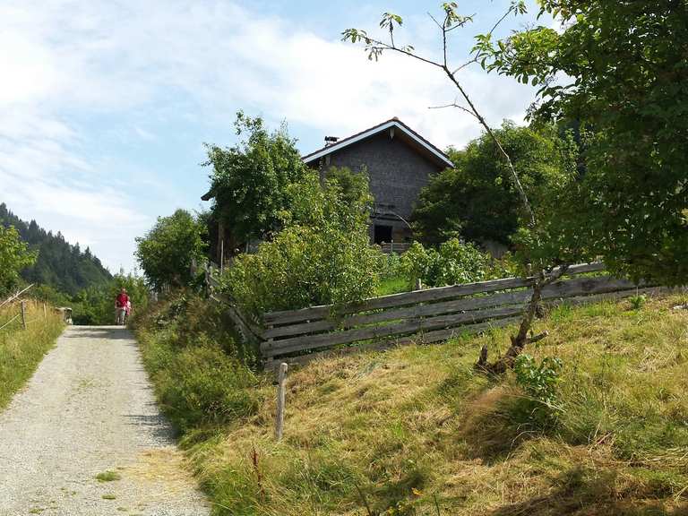 Blick auf die Weißach Oberstaufen im Allgäu Runde von Oberstaufen