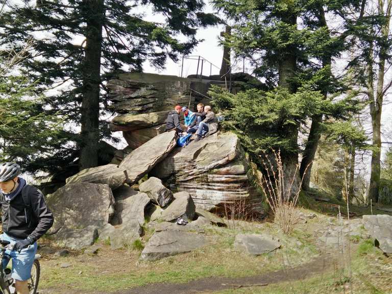 Bernsteinfels Wanderungen und Rundwege komoot