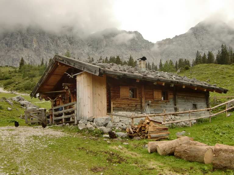 Ladiz Alpe Routes for Walking and Hiking | Komoot