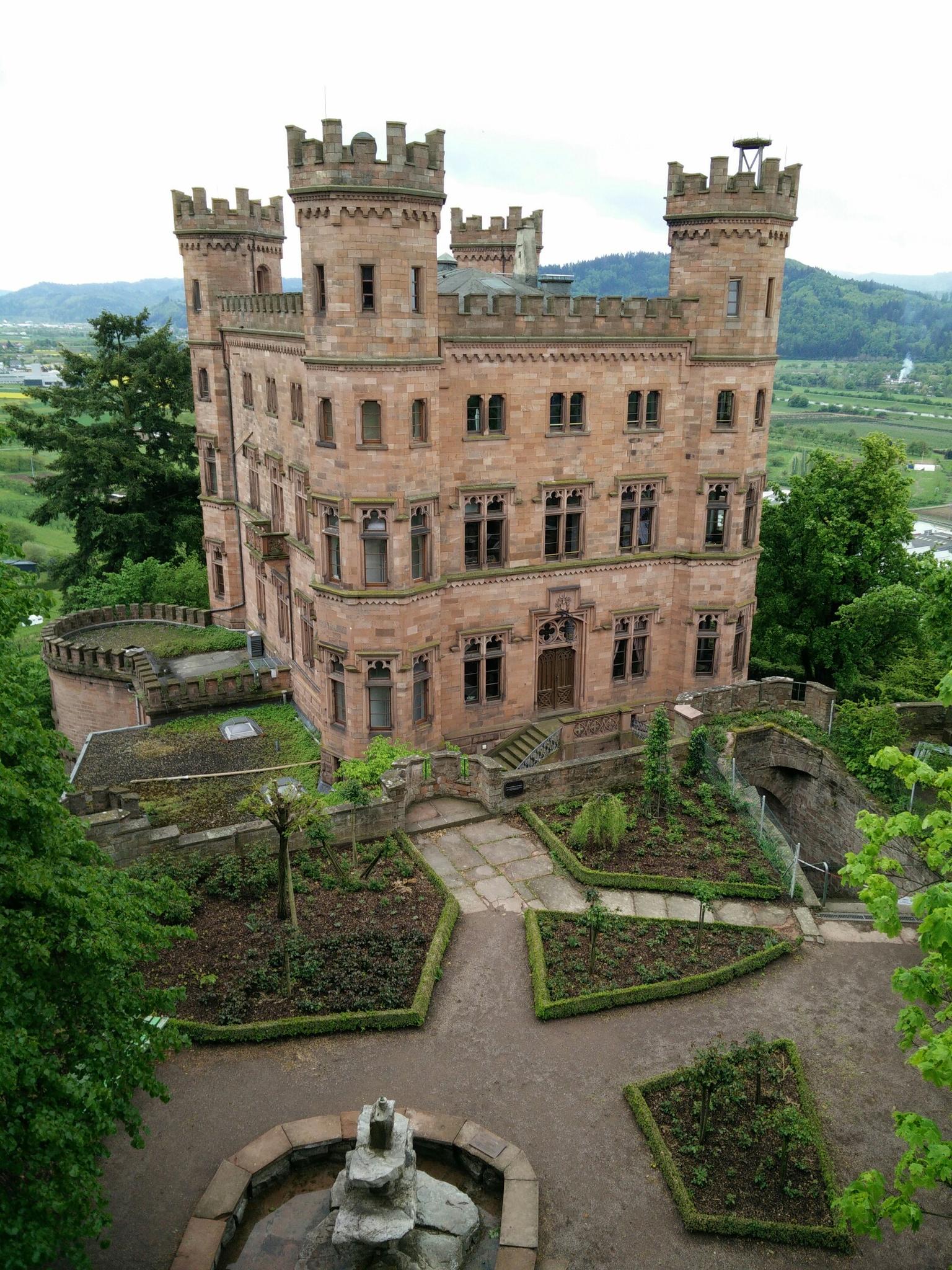 Schloss Ortenberg: Wanderungen Und Rundwege | Komoot