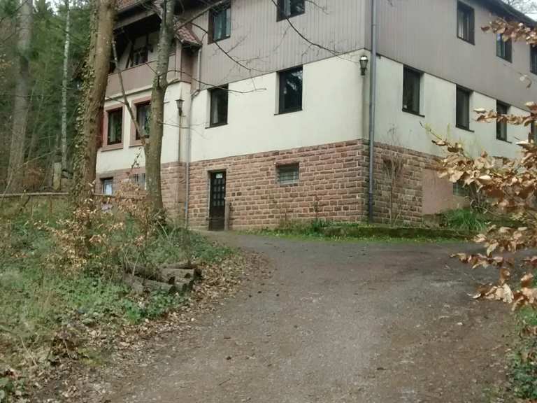 Edenkobener Hütte am Hüttenbrunnen (PWV) Wanderungen und Rundwege komoot