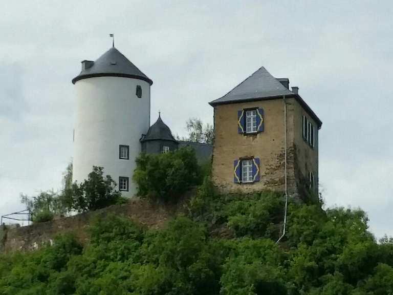 Burg Kreuzberg Altenahr, Ahrweiler Wandertipps & Fotos Komoot