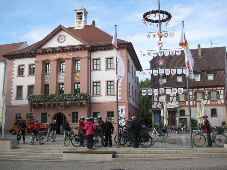 Adelshofen Rathaus Eppingen Runde von Elsenz Fahrradtour Komoot