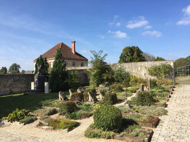 Verlassenes Dorf Gruorn fietsroutes en kaart Komoot