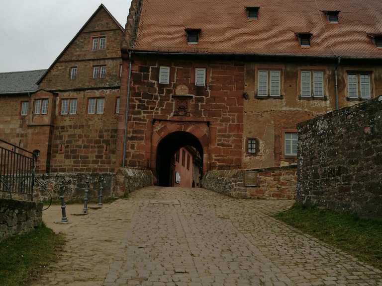 Burg Breuberg: Wanderungen und Rundwege | komoot