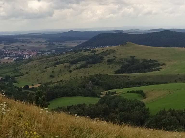 Hoher Dörnberg wandelroutes en hikes | Komoot