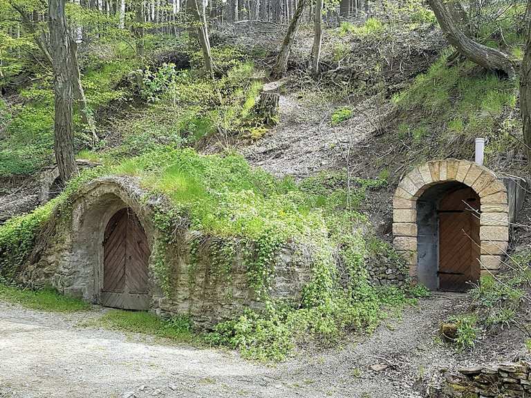Unterhaid Historische Kellergasse Wanderungen und Rundwege komoot