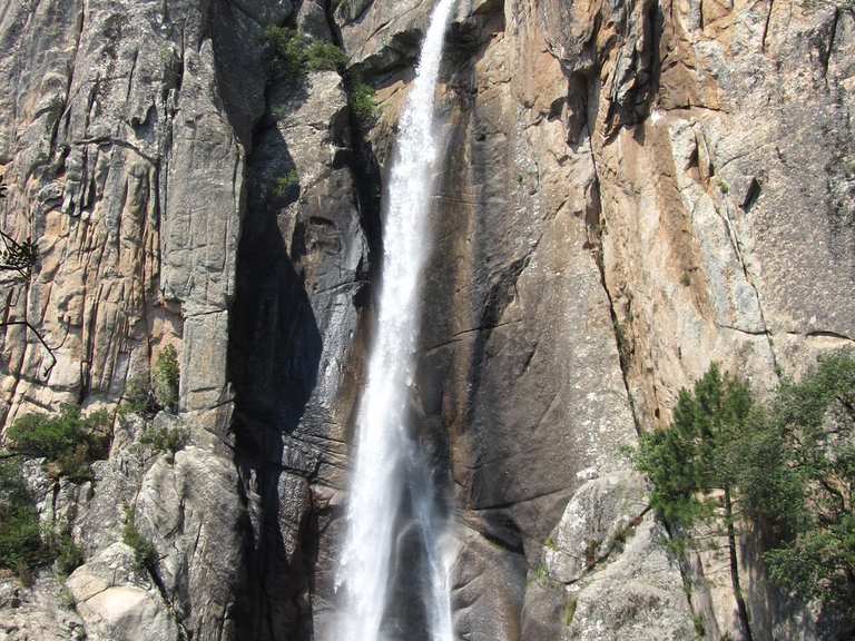 Cascade de Piscia di Ghjaddu Wanderungen