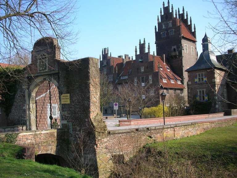 Schloss Heessen Ruhr Region North Rhine Westphalia Cycling Tips Photos Komoot