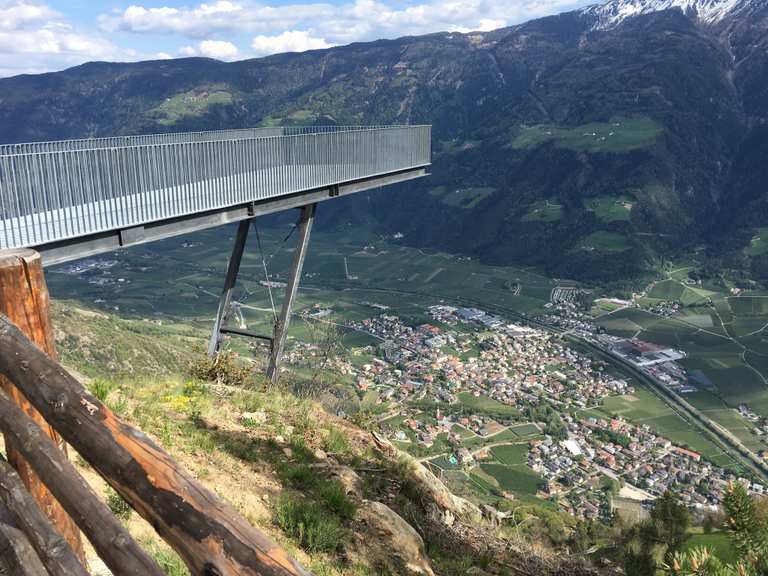 Sonnenberg Sculpture (Lahnbachspitze, Naturns, Italy)