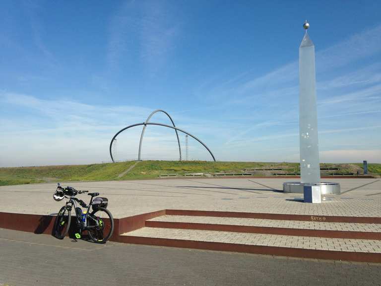 Obelisk Sonnenuhr - Mountain Bike Trails & Tracks | Komoot