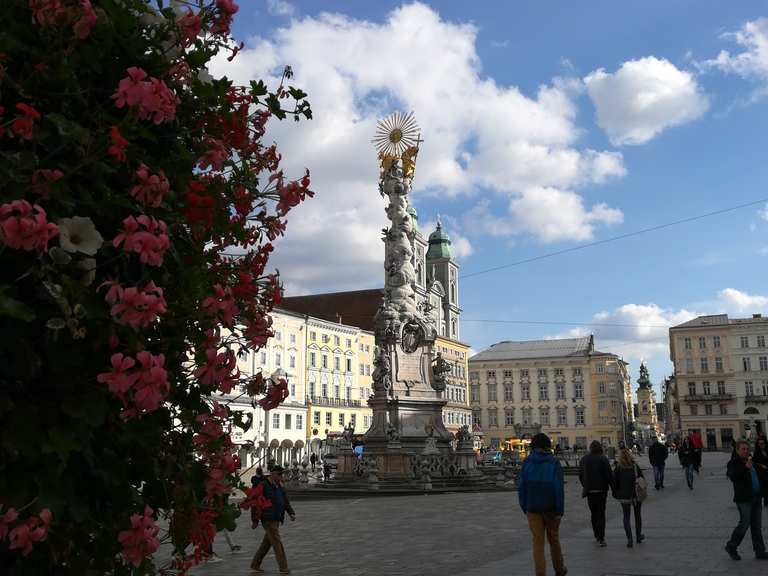 Linzer Hauptplatz Wanderungen und Rundwege komoot