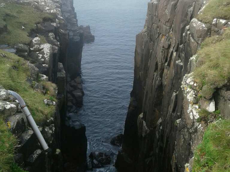 Neist Point Lighthouse - Highlands, Scotland | Hiking Tips ...