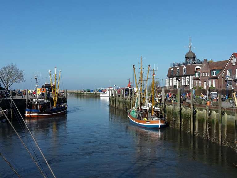 Hafen Neuharlingersiel Neuharlingersiel, Wittmund RadtourenTipps