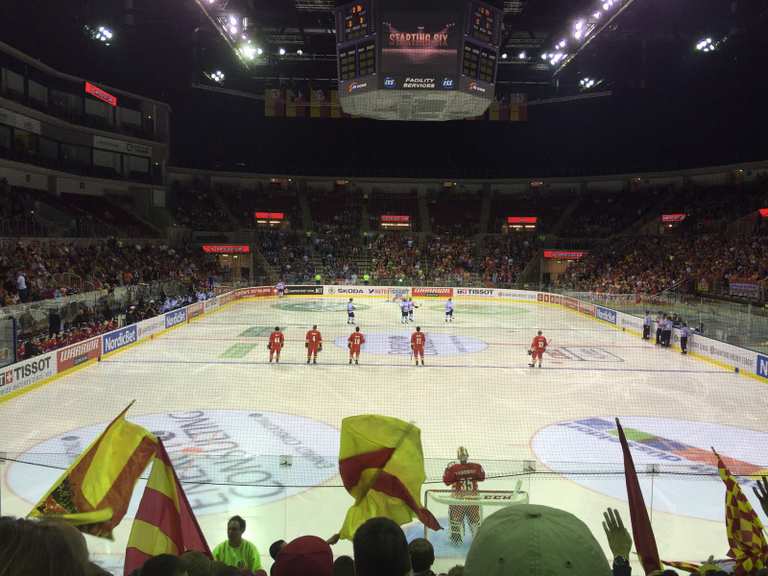 ISS Dome Road Cycle Routes and Map Komoot