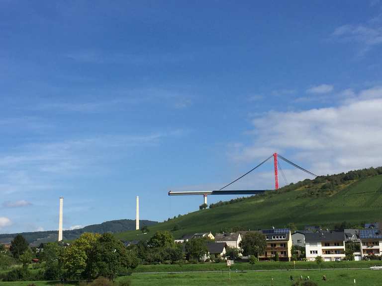 Hochmoselbrücke fietsroutes en kaart | Komoot