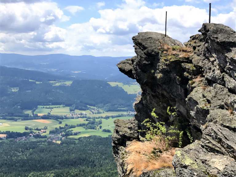 Kreuzfelsen Wanderungen und Rundwege komoot