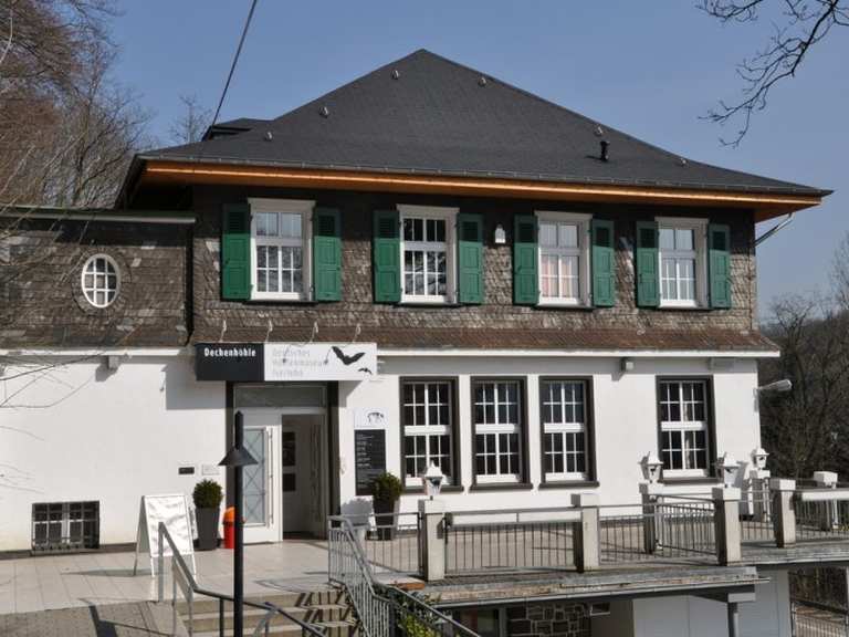 Ausblick von Pater und Nonne Dechenhöhle