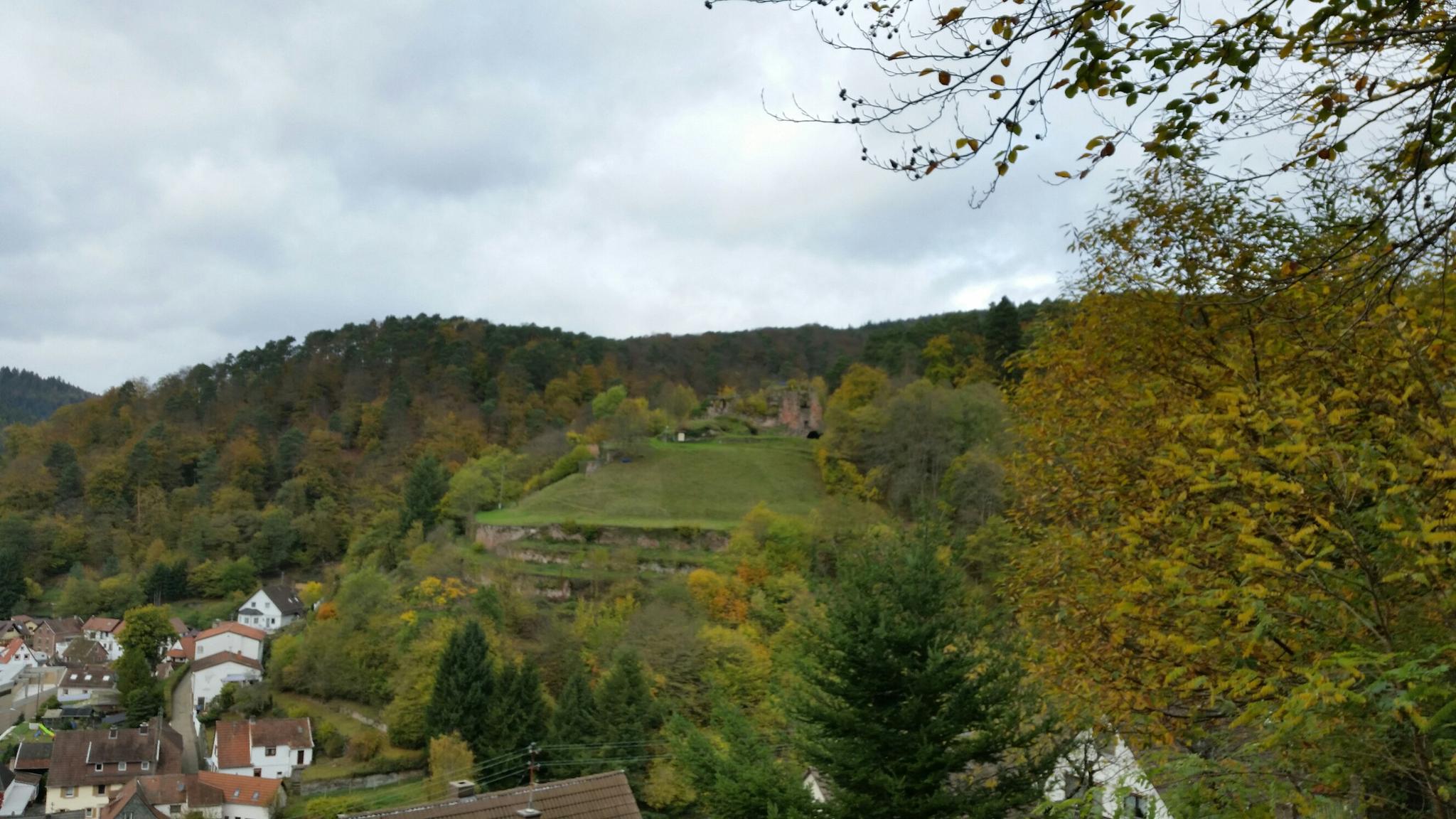 Burgruine Neidenfels: Wanderungen Und Rundwege | Komoot