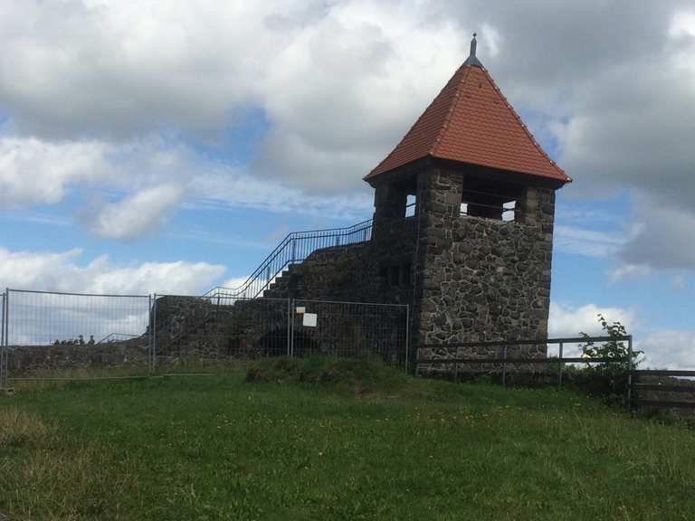 Burg Ulrichstein Wanderungen und Rundwege komoot
