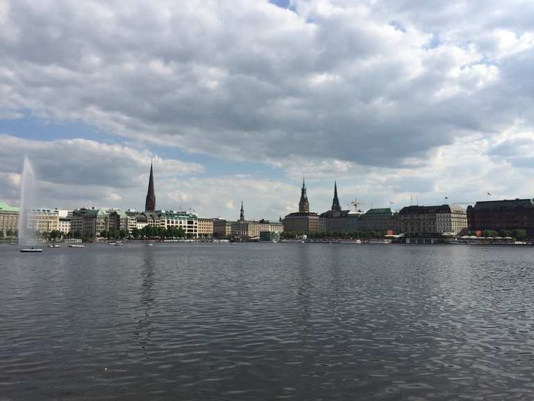 an der wandse zur binnenalster mit dem fahrrad