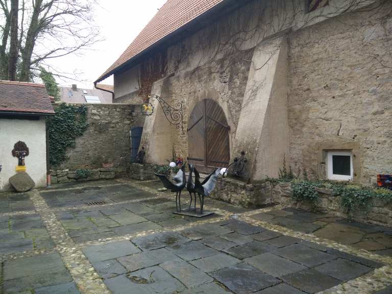 Laudenbach mit Schloss Laudenbach Routes for Walking and Hiking Komoot