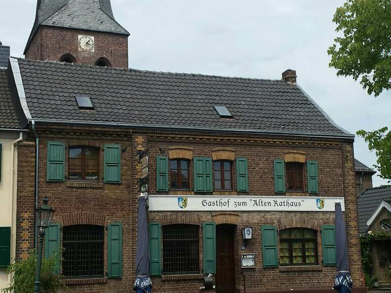 Historischer Ortskern Alt-Kaster Routes for Walking and Hiking | Komoot