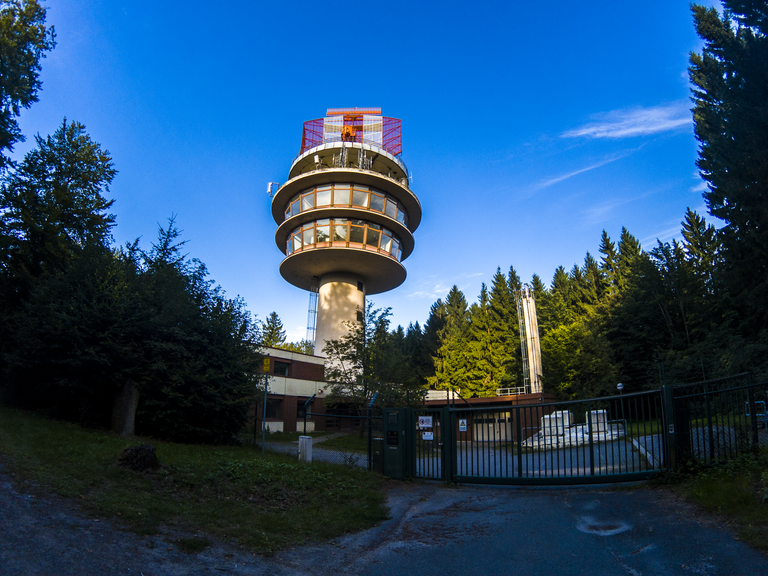 Neunkircher Hohe Kaiserturm Burgruine Rodenstein Runde Von Winterkasten Wanderung Komoot