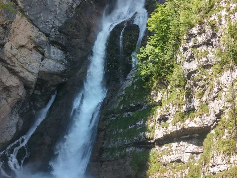 Lake Bohinj and Savinca waterfall Oberkrain, Slowenien