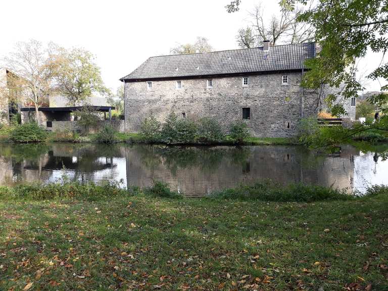 Wasserburg „Haus zum Haus" - Ratingen, Mettmann ...