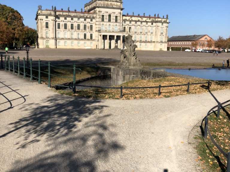 Schloss Ludwigslust : Radtouren und Radwege | komoot