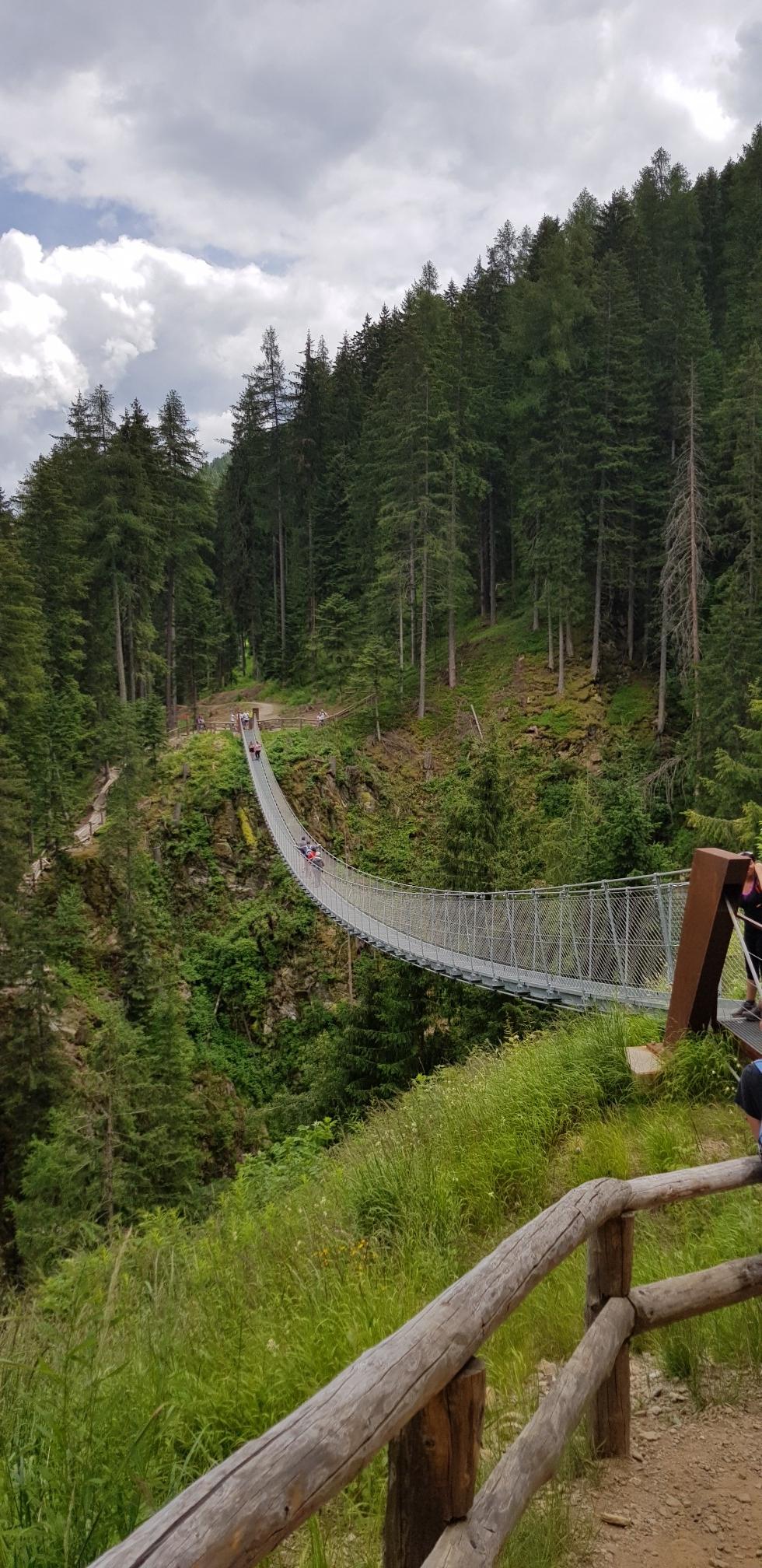 Ponte Sospeso Cascata Del Ragaiolo: Wanderungen Und Rundwege | Komoot