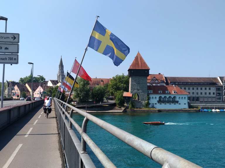 Konstanz: Falsche Flaggen an der Rheinbrücke gehisst. Wer war das