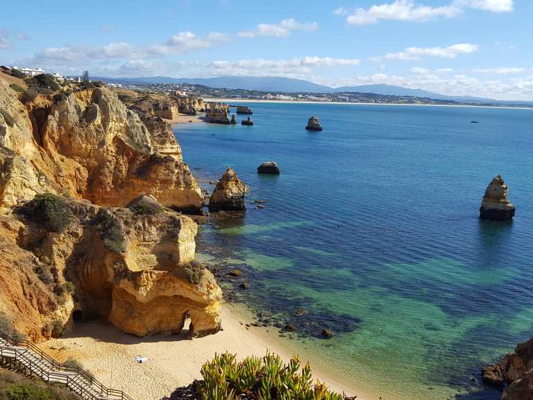 Ponta da Piedade – Praia Dona Ana Loop from São Sebastião | Wanderung ...