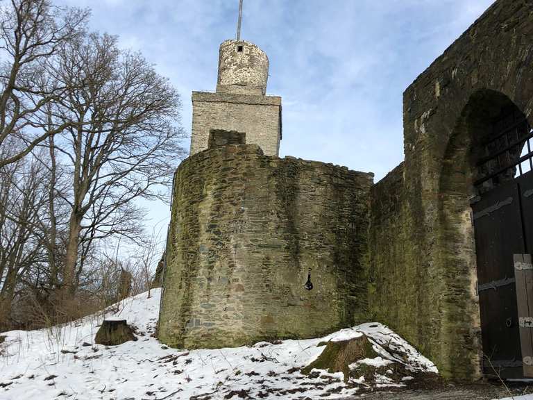 burg falkenstein wanderungen und rundwege komoot