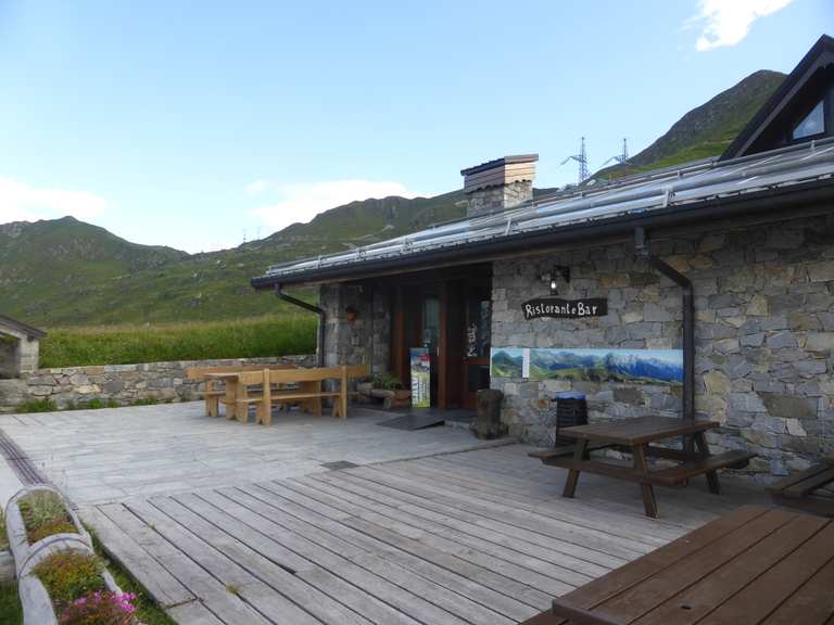 rifugio-passo-san-marco-2000-percorsi-escursionistici-e-ciclabili