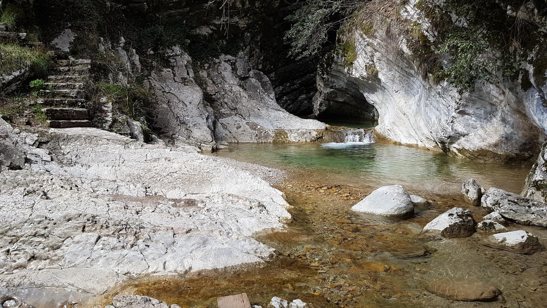 Top 17 Waterfalls around Magasa | Komoot, image size:1920x1080