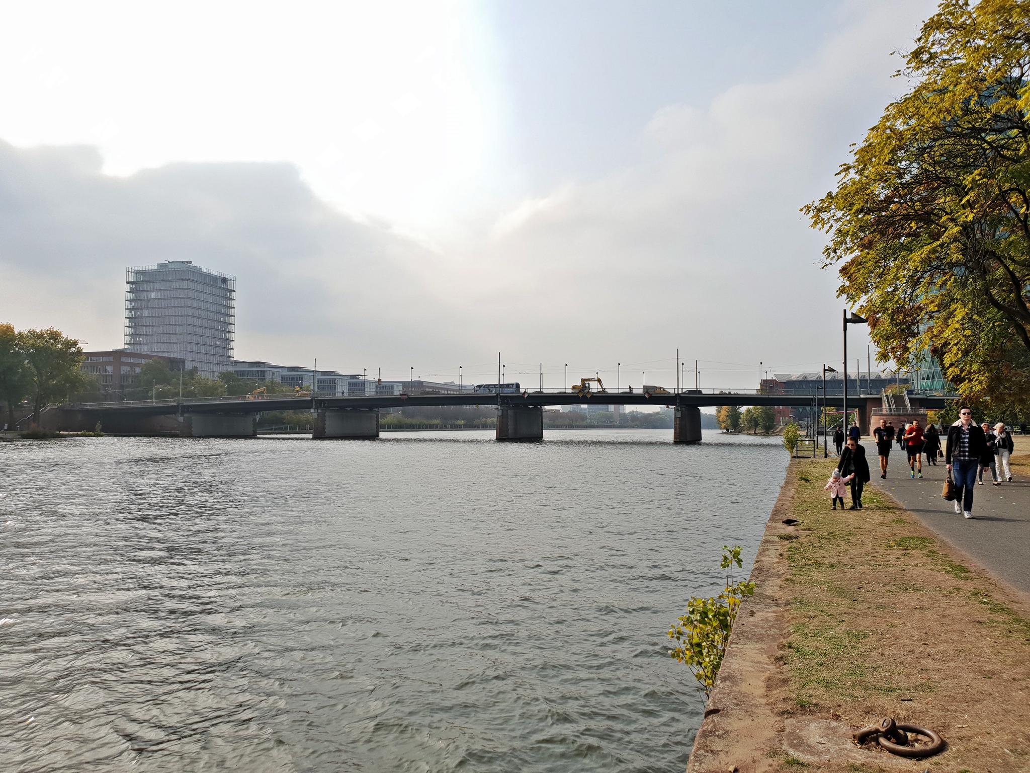 Friedensbrücke – Frankfurt/M 🚴‍: Rennradfahren Und Rennradtouren | Komoot