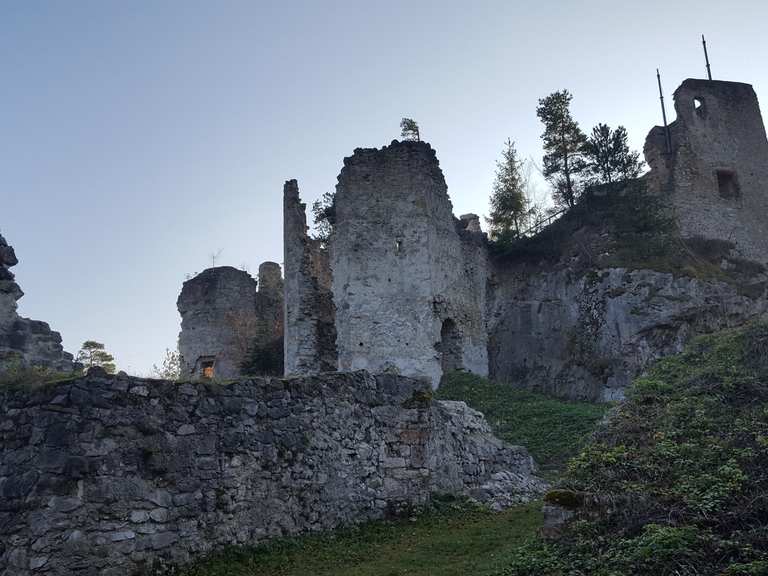 Rabenstein an der Pielach - Ruine Rabenstein - Geisbühel - Routes for ...