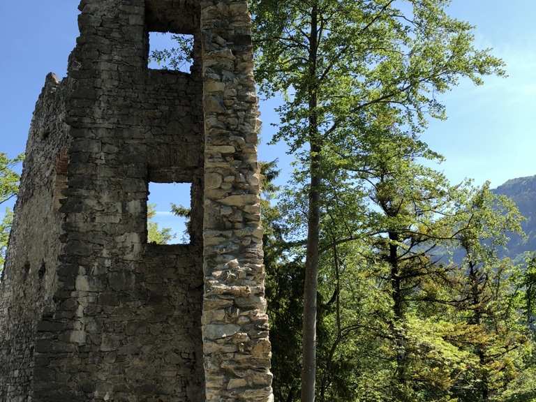 Burgruine Alt Ems Wandelroutes En Hikes Komoot