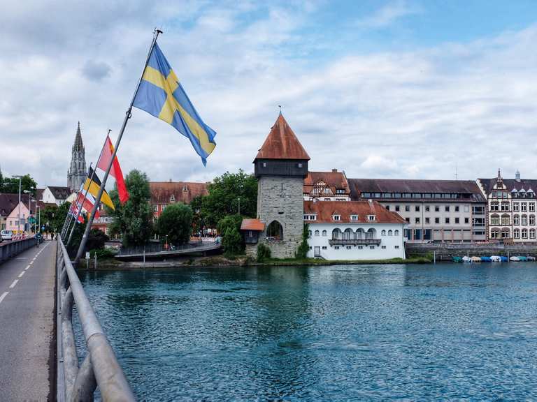 Konstanz: Falsche Flaggen an der Rheinbrücke gehisst. Wer war das