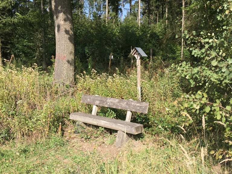 Steinerne Säule – Wildmoos Runde von Neugilching | Wanderung | Komoot