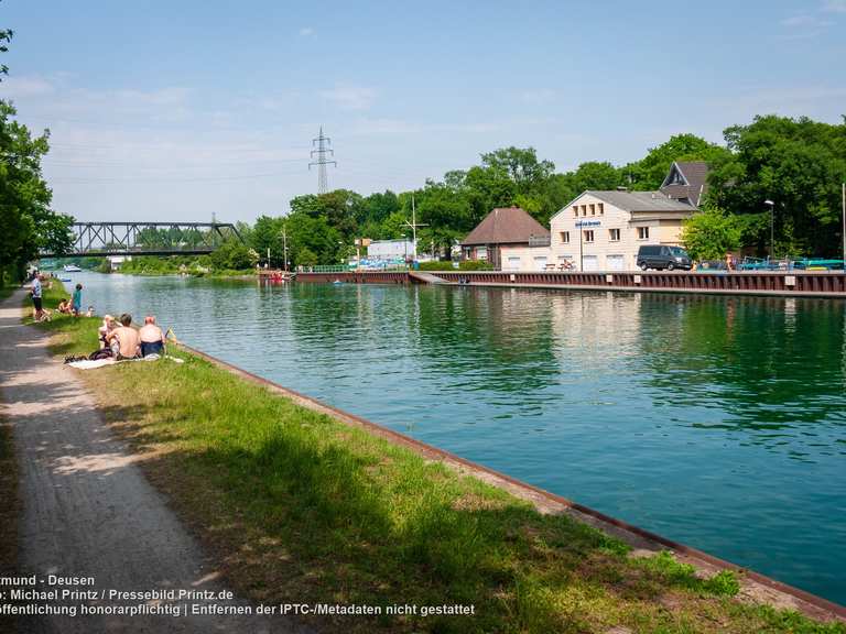 Deusener Brücke (am Dortmund-Ems-Kanal bei Dortmund-Deusen ...