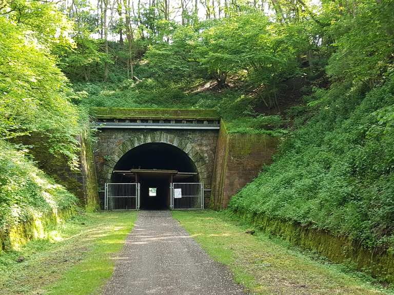 altes deutsches fahrrad fahren 100 jahre alt