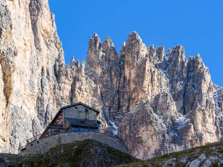 Salita al Rifugio Pradidali e alla Cima delle Lede — Giro ad anello