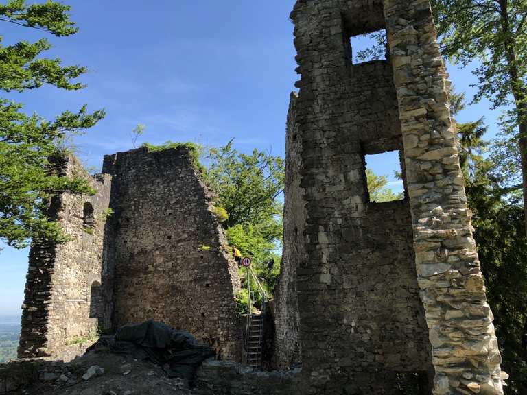 Burgruine Alt Ems www alt ems at Wandelroutes En Hikes Komoot