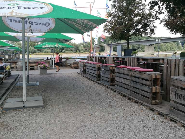 Zur Schiffbrücke / Alter Hammer - Biergarten am Rhein ...