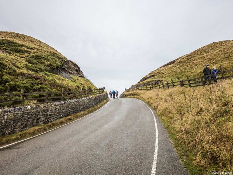 Clough Lane Stanage Edge from the Dale Loop from Sheffield bike
