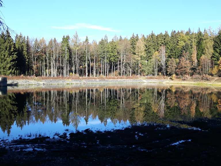 Heiliger Teich (im Moment Baustelle) Wanderungen und Rundwege komoot