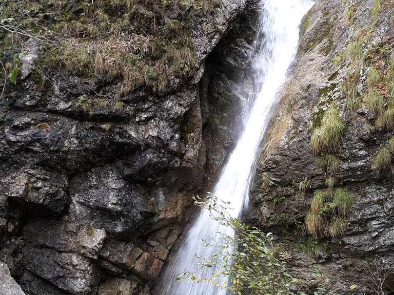 Lochner Wasserfall: Wanderungen und Rundwege | komoot